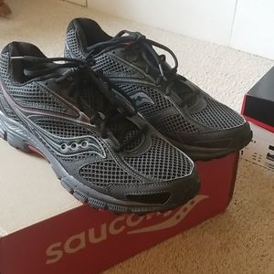 Mens Saucony TENNIS shoes